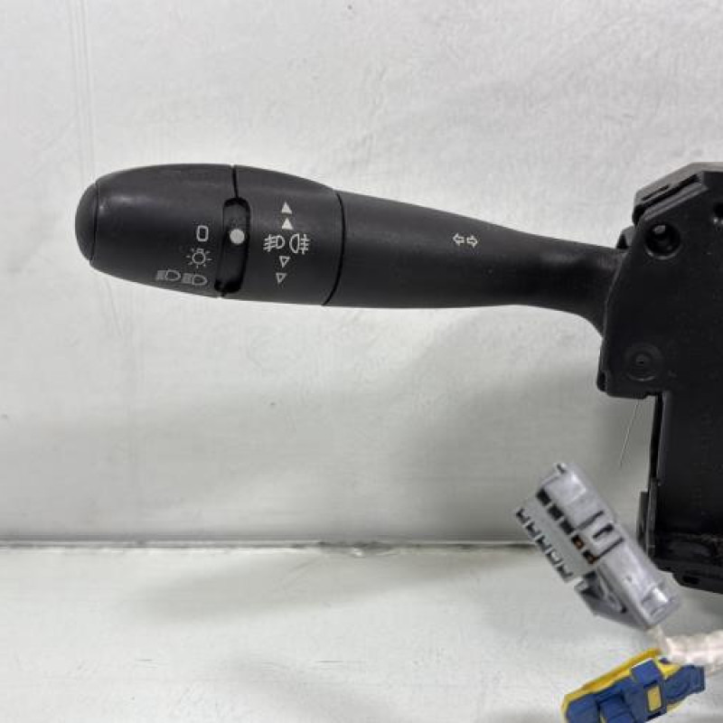 Com (Bloc Contacteur Tournant+Commodo Essuie Glace+Commodo Phare) PEUGEOT 308 1 Photo n°2