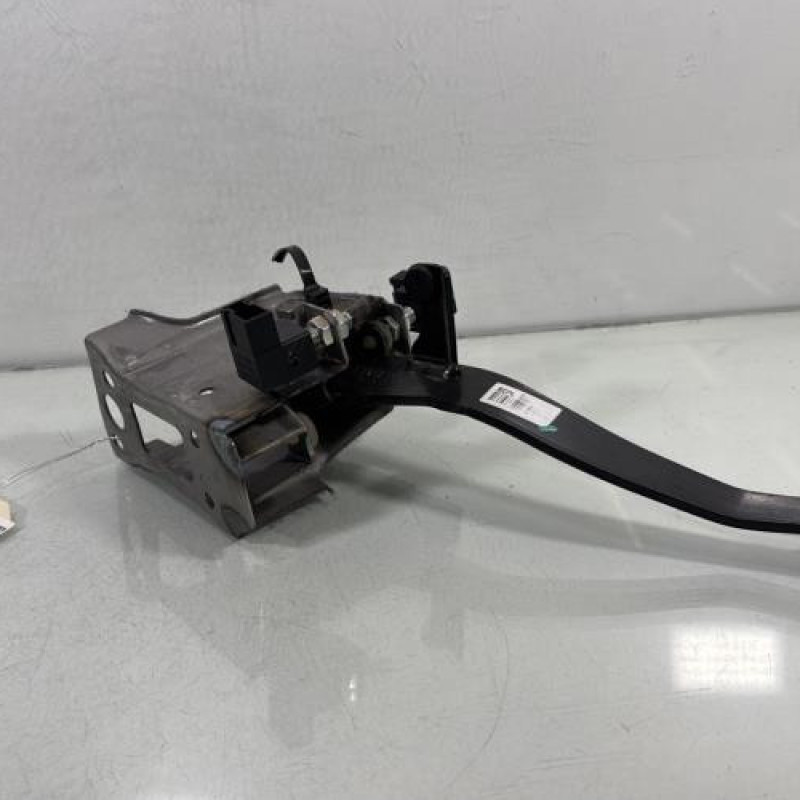 Pedale d'embrayage HYUNDAI I 10 2 Photo n°1