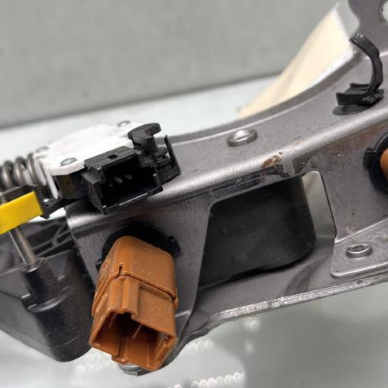 Pedale d'embrayage RENAULT KADJAR Photo n°7