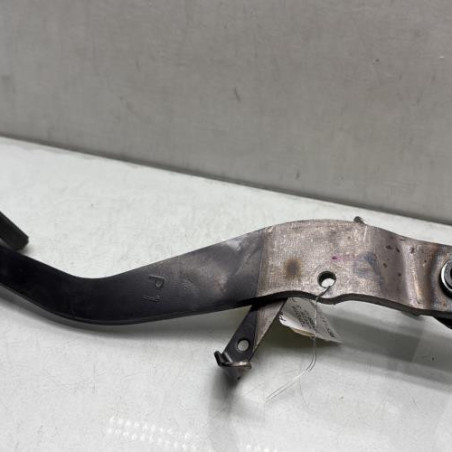 Pedale de frein TOYOTA YARIS 3