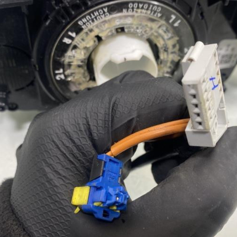 Com (Bloc Contacteur Tournant+Commodo Essuie Glace+Commodo Phare) PEUGEOT 308 2 Photo n°6