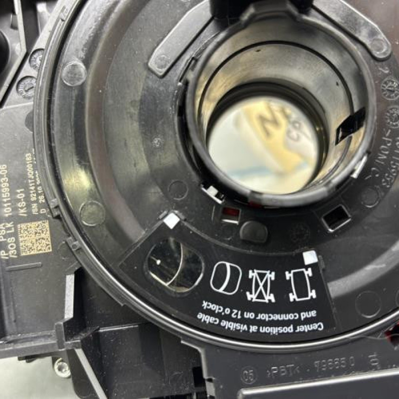 Com (Bloc Contacteur Tournant+Commodo Essuie Glace+Commodo Phare) CITROEN C3 3 Photo n°3