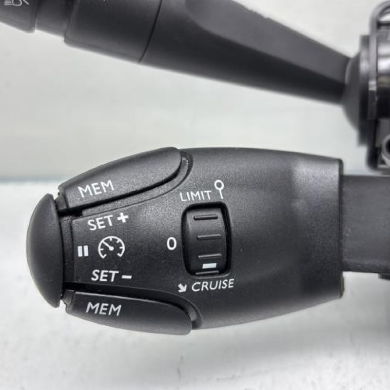 Com (Bloc Contacteur Tournant+Commodo Essuie Glace+Commodo Phare) CITROEN C3 3 Photo n°5