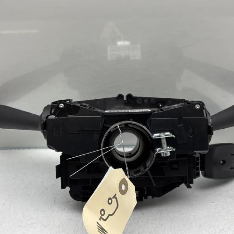 Com (Bloc Contacteur Tournant+Commodo Essuie Glace+Commodo Phare) CITROEN C3 3 Photo n°7