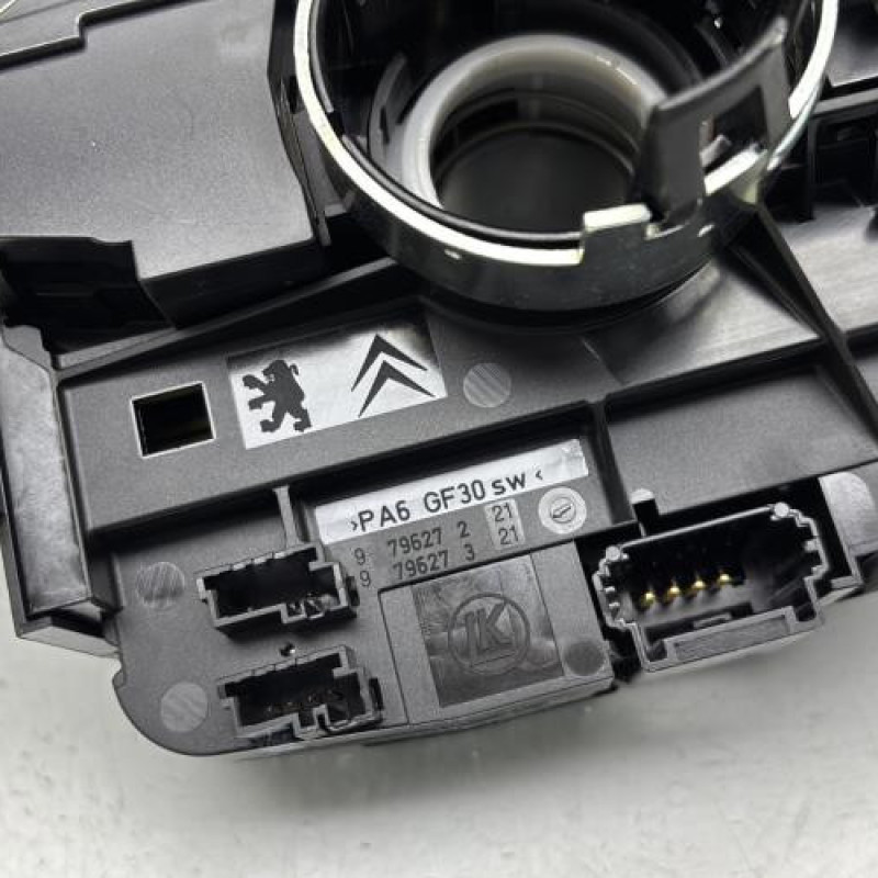 Com (Bloc Contacteur Tournant+Commodo Essuie Glace+Commodo Phare) CITROEN C3 3 Photo n°8