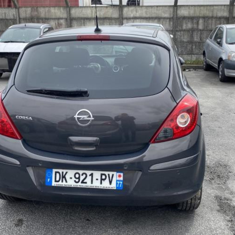 Pare soleil gauche OPEL CORSA D Photo n°9