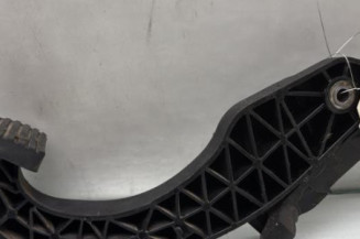 Pedale d'embrayage PEUGEOT 206 Photo n°1