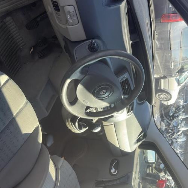 Pedale d'embrayage RENAULT SCENIC 2 Photo n°15