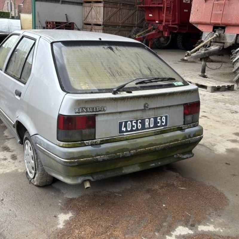 Pare soleil gauche RENAULT R19 Photo n°7