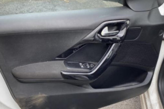 Pedale d'accelerateur PEUGEOT 208 1