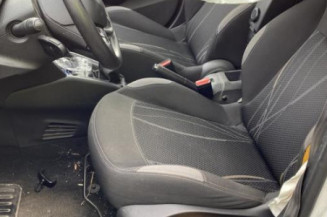 Pedale d'accelerateur PEUGEOT 208 1