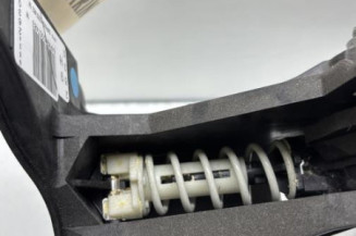 Pedale d'embrayage PEUGEOT 208 2