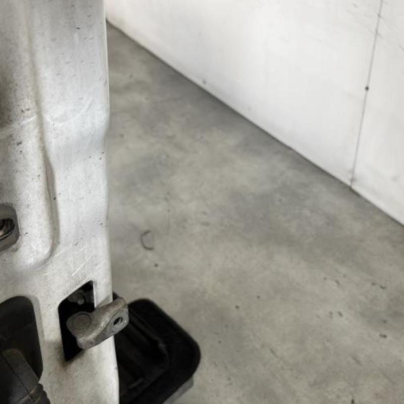 Porte avant droit DACIA LOGAN MCV 2 Photo n°9