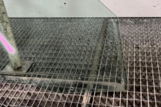 Vitre avant droit CITROEN BERLINGO 1