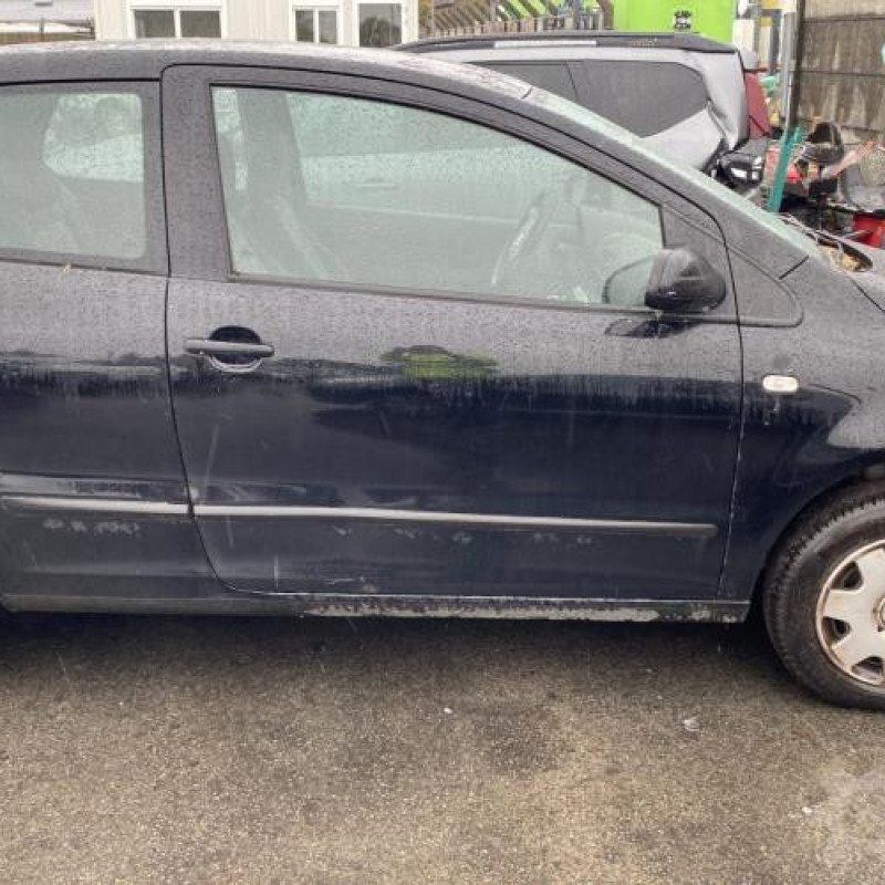 Aile avant droit VOLKSWAGEN FOX Photo n°13