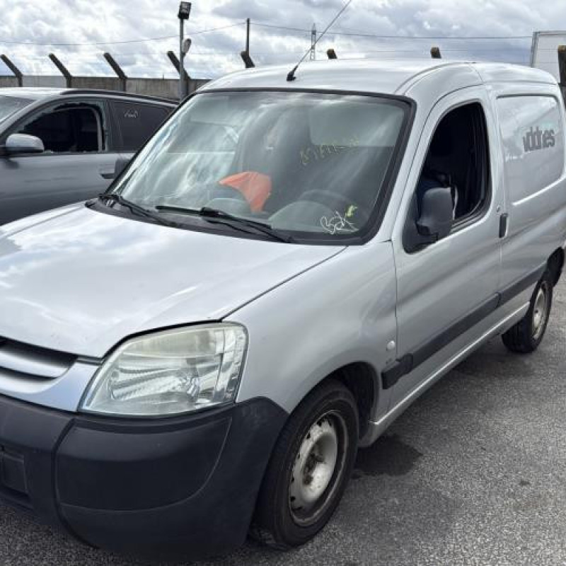 Antenne PEUGEOT PARTNER 1 Photo n°4