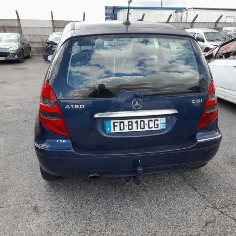Aile avant droit MERCEDES CLASSE A 169 Photo n°9