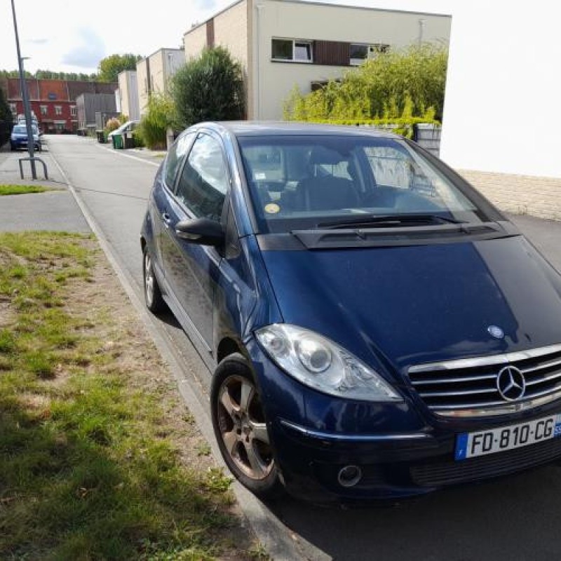 Aile avant gauche MERCEDES CLASSE A 169 Photo n°7