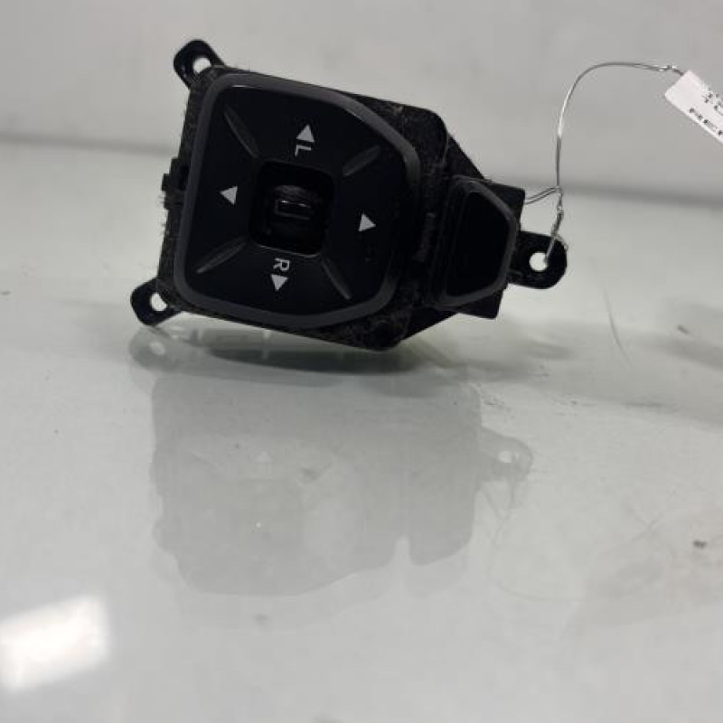 Commande retroviseurs HYUNDAI IX 35 Photo n°1