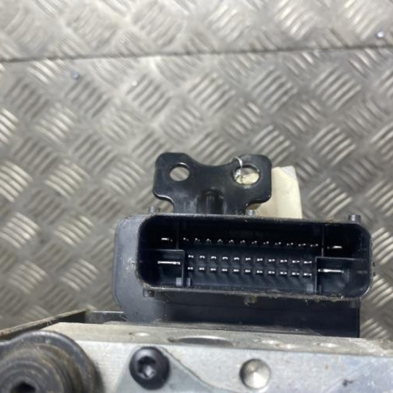 Bloc ABS (freins anti-blocage) HYUNDAI IX 35 Photo n°4