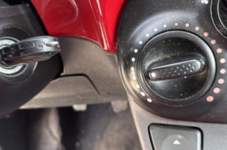 Arret de porte avant droit FIAT 500 2