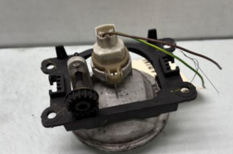 Anti brouillard gauche (feux) PEUGEOT 208 1