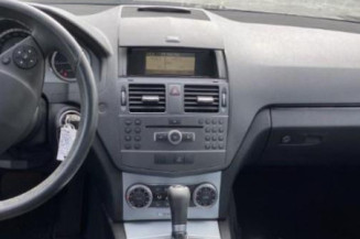 Crochet de remorquage MERCEDES CLASSE C 204