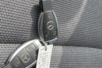 Crochet de remorquage MERCEDES CLASSE C 204