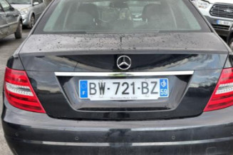 Crochet de remorquage MERCEDES CLASSE C 204