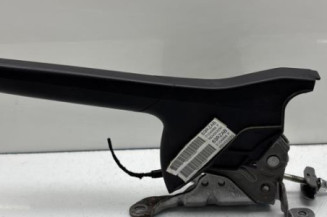 Levier frein à main PEUGEOT 208 2