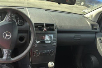 Aile avant gauche MERCEDES CLASSE A 169