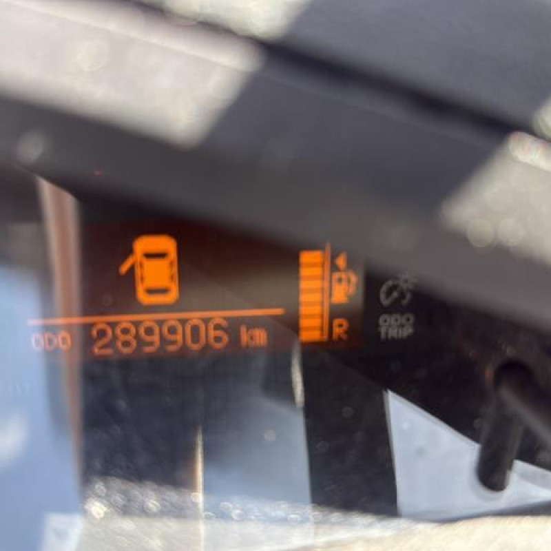 Contacteur tournant TOYOTA VERSO Photo n°20