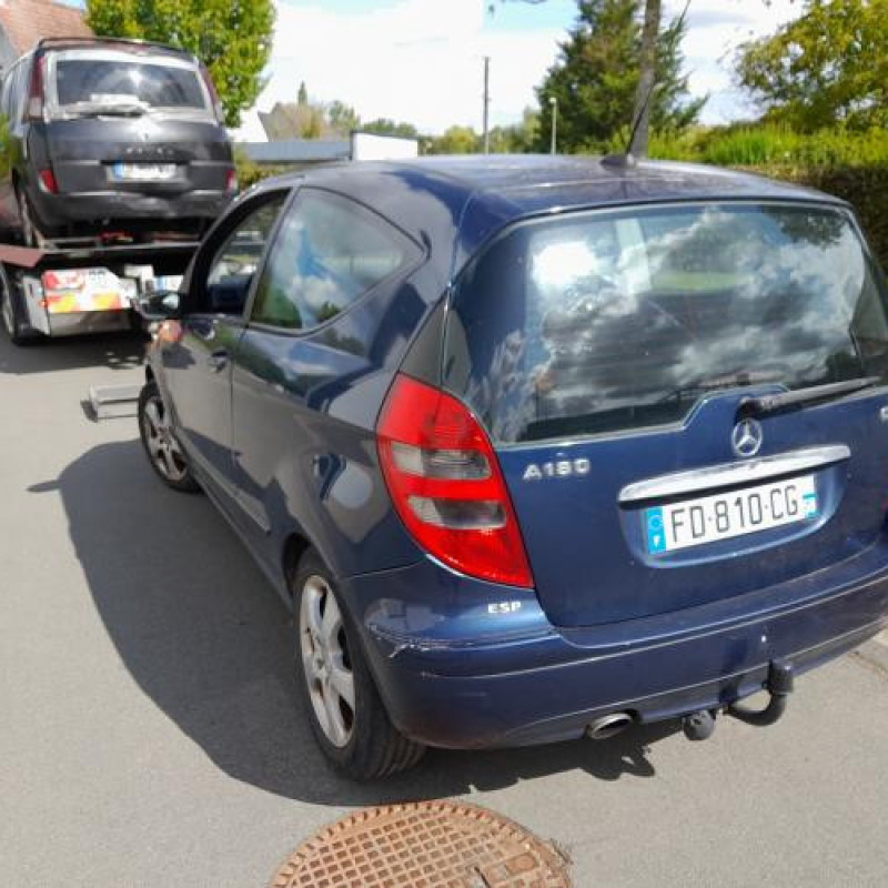 Capot MERCEDES CLASSE A 169 Photo n°12