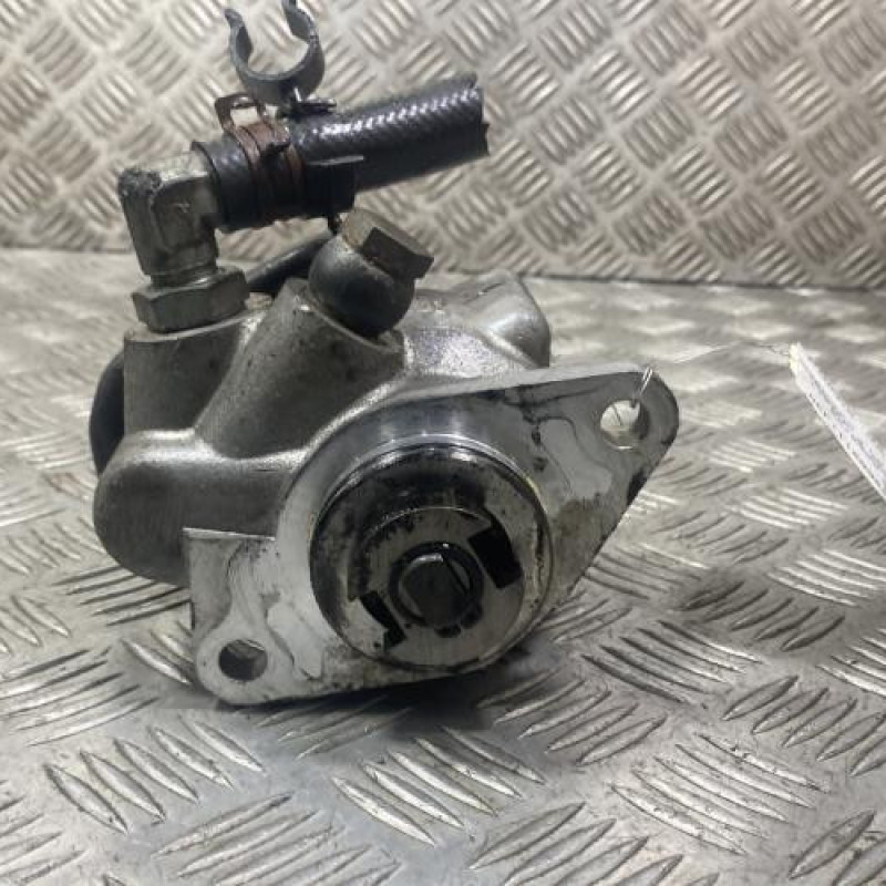 Pompe de direction RENAULT MASTER 2 Photo n°1