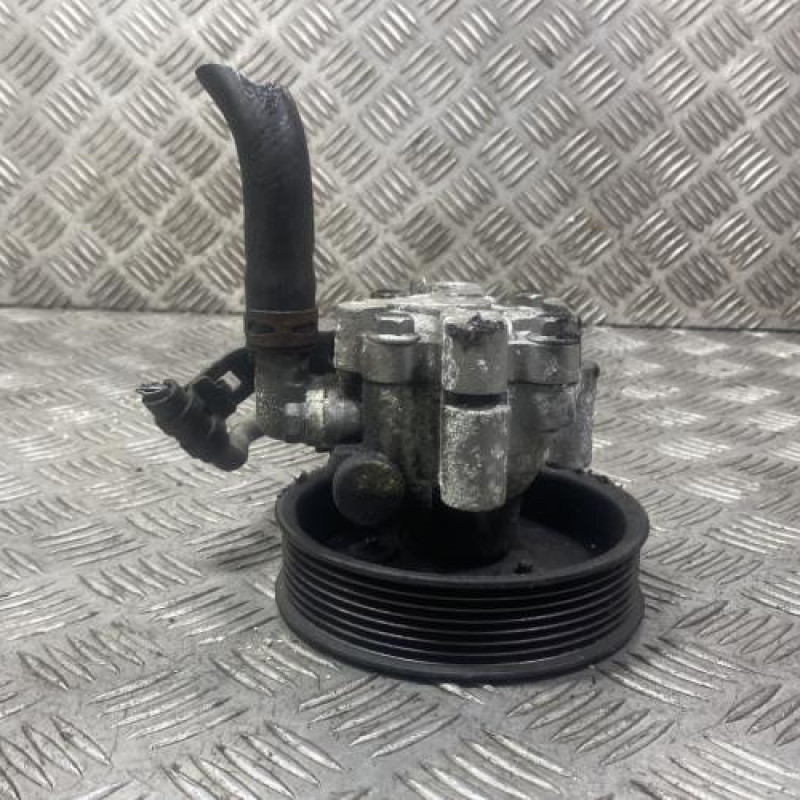 Pompe de direction RENAULT MASTER 3 Photo n°1