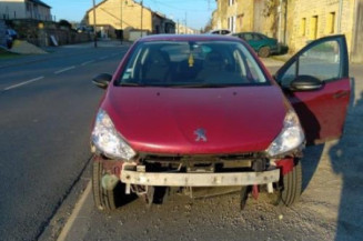 Pretensionneur de ceinture avant droit PEUGEOT 208 1