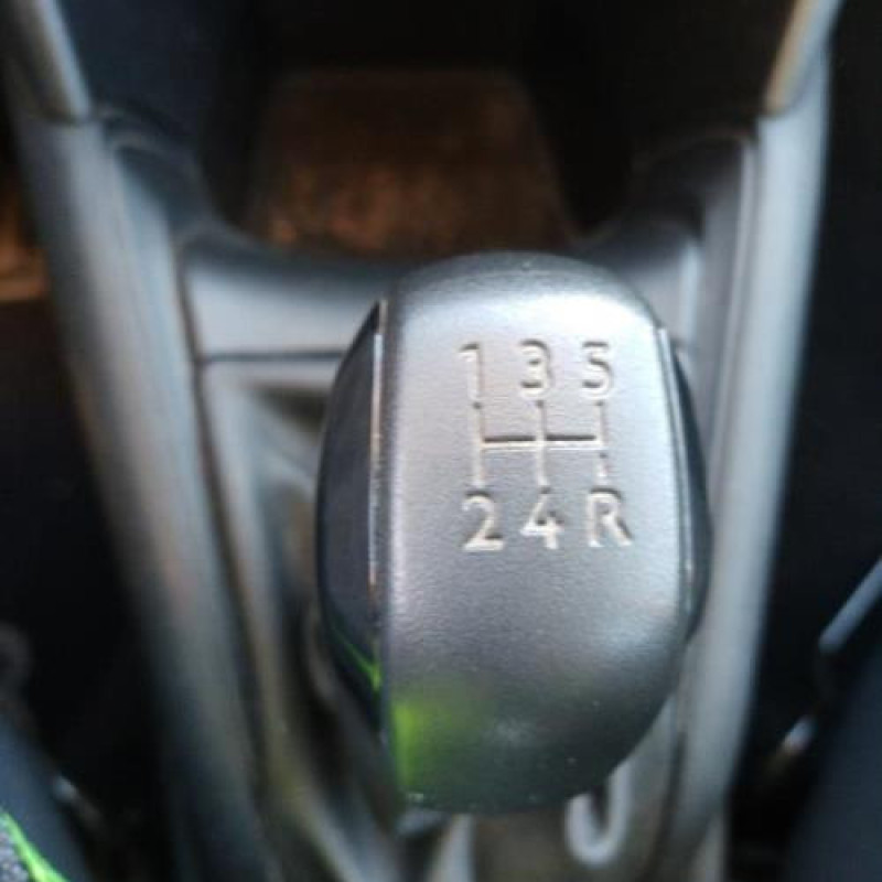 Pretensionneur de ceinture avant droit PEUGEOT 208 1 Photo n°12