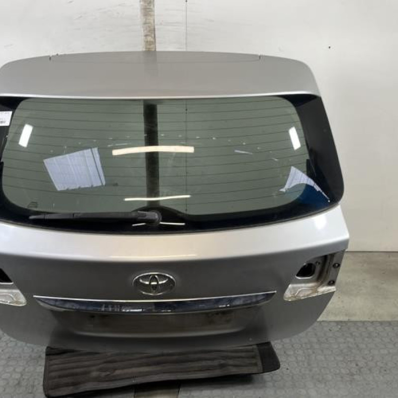 Malle/Hayon arriere TOYOTA AVENSIS 3 Photo n°1