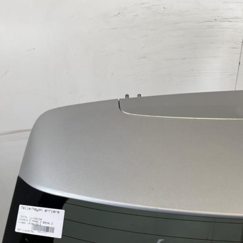 Malle/Hayon arriere TOYOTA AVENSIS 3 Photo n°2