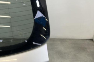 Malle/Hayon arriere TOYOTA AVENSIS 3