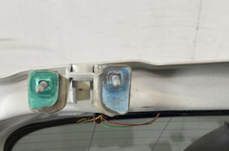 Malle/Hayon arriere MERCEDES CLASSE A 176