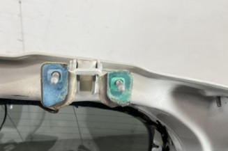 Malle/Hayon arriere MERCEDES CLASSE A 176