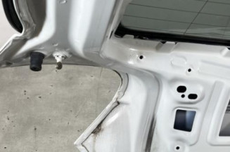 Malle/Hayon arriere MERCEDES CLASSE A 176