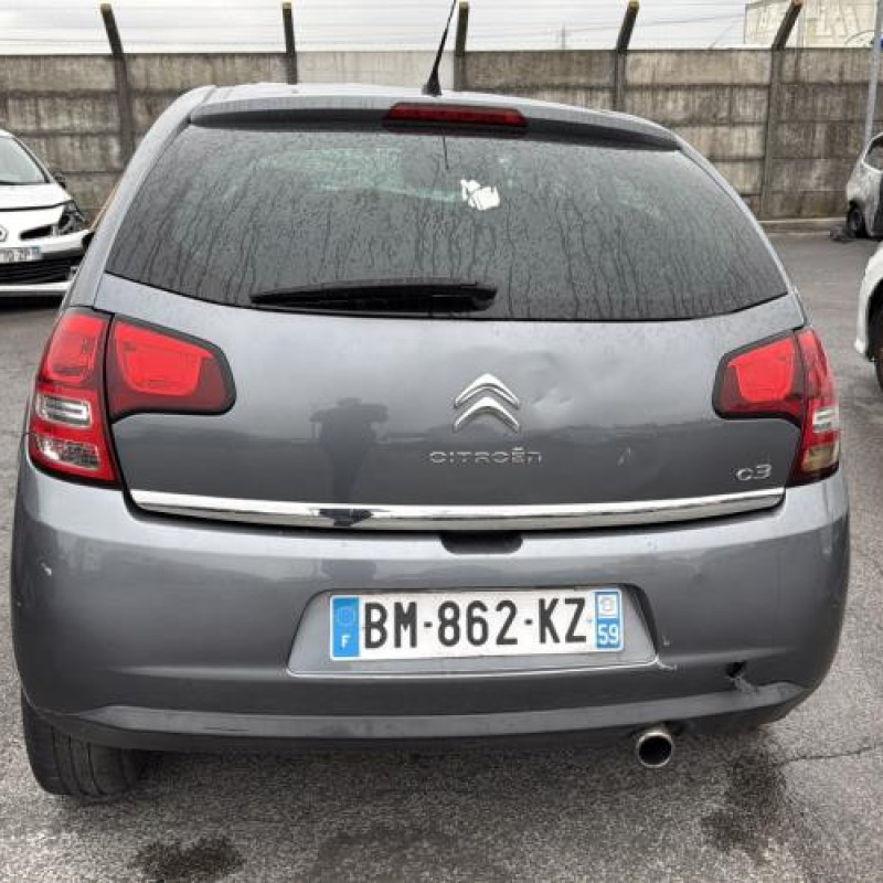 Pare choc arriere CITROEN C3 2 Photo n°13