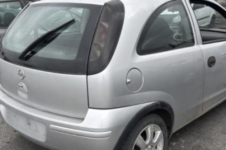 Pare choc arriere OPEL CORSA C