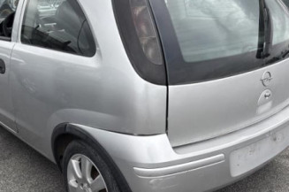 Pare choc arriere OPEL CORSA C