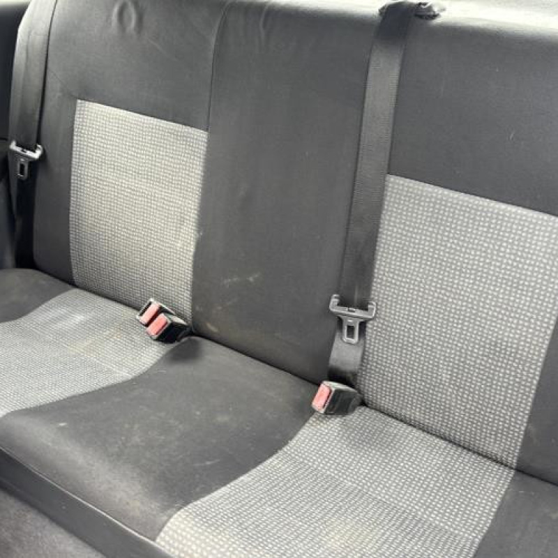 Pare choc arriere OPEL CORSA C Photo n°19