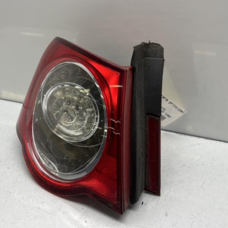 Feu arriere principal gauche (feux) VOLKSWAGEN PASSAT 5 Photo n°3