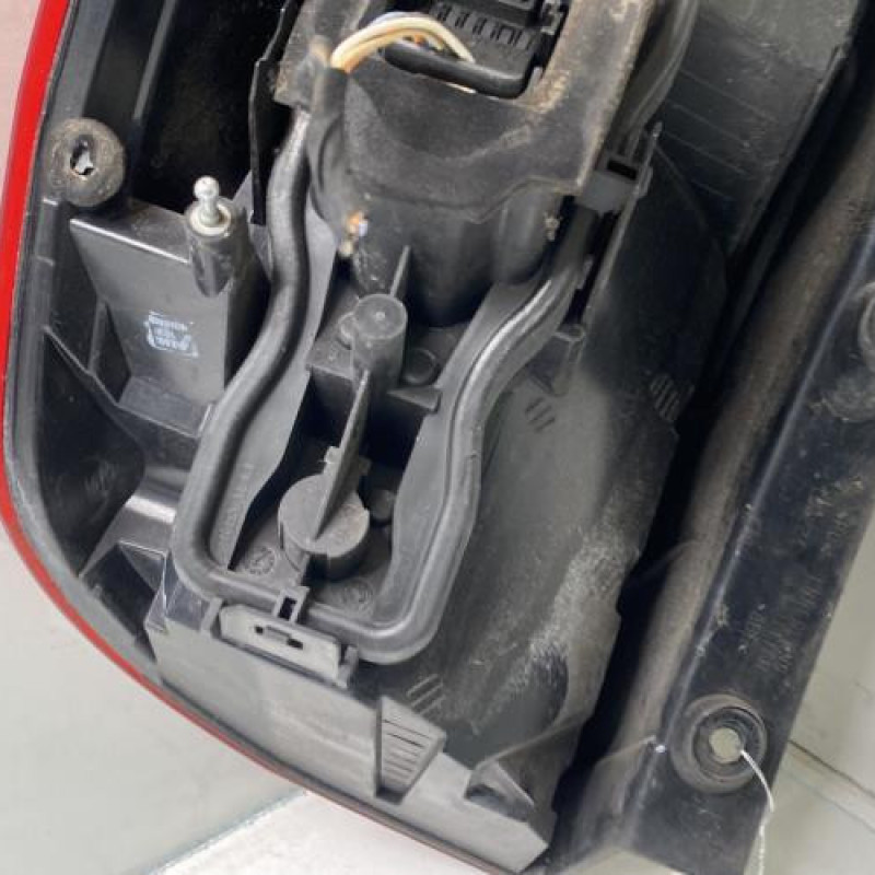 Feu arriere principal droit (feux) RENAULT GRAND SCENIC 2 Photo n°4