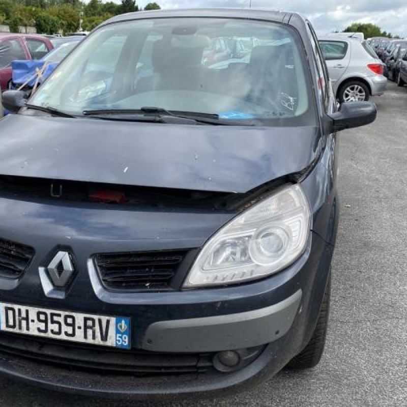 Feu arriere principal droit (feux) RENAULT GRAND SCENIC 2 Photo n°20